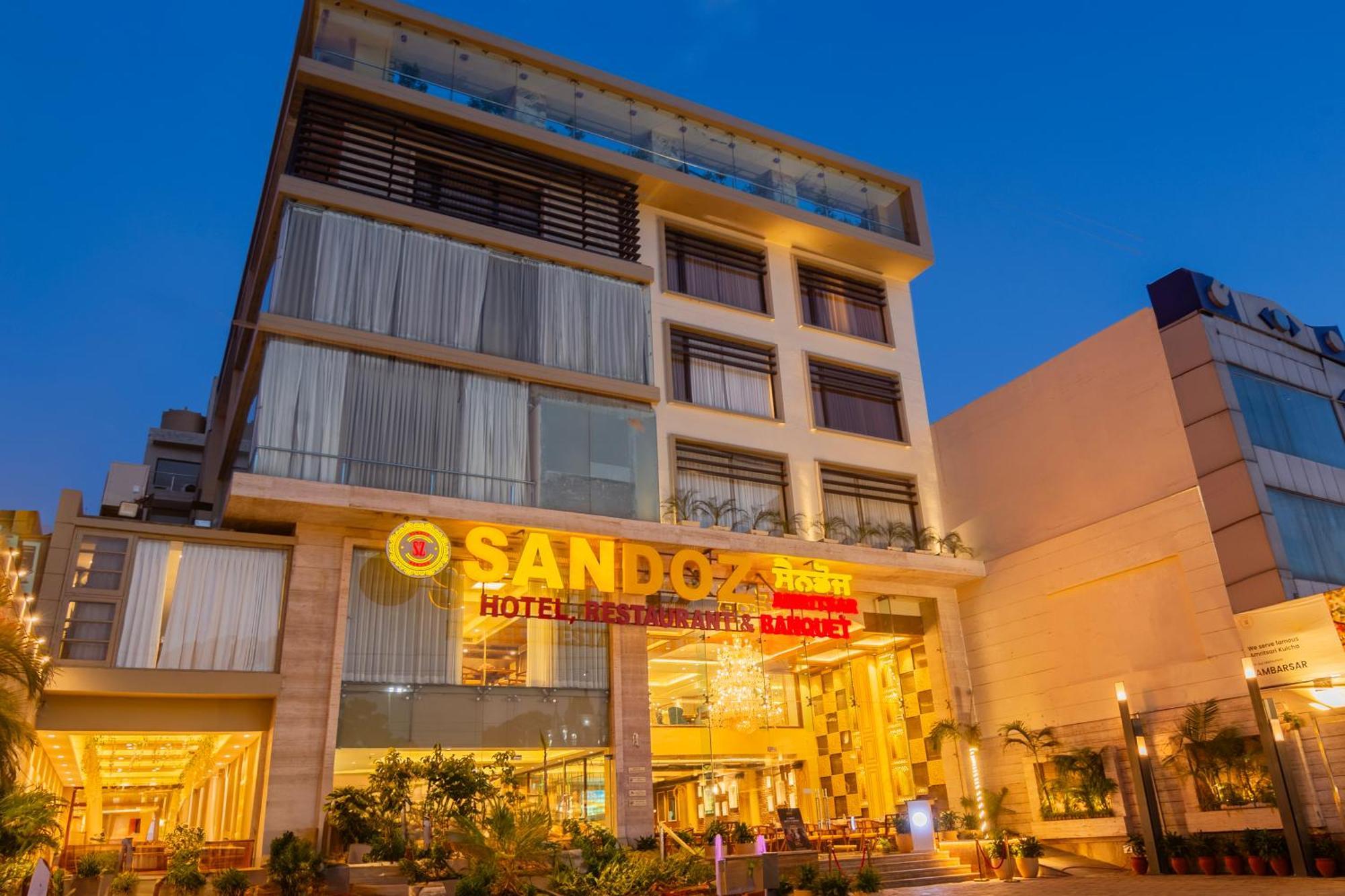 Sandoz Amritsar Near Golden Temple Kültér fotó
